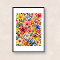 赤、ピンク、ブルー、イエローなど色とりどりの花々を水彩タッチで描いたアート「Wildflower Parade」